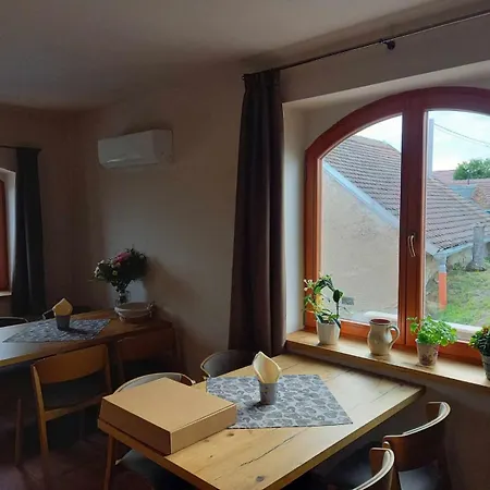 Séjour à la campagne Sklep Vino Strycek *