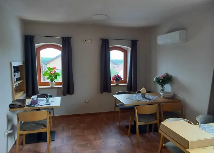 Sklep Víno Strýček